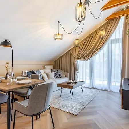 Belle View 315 公寓 *